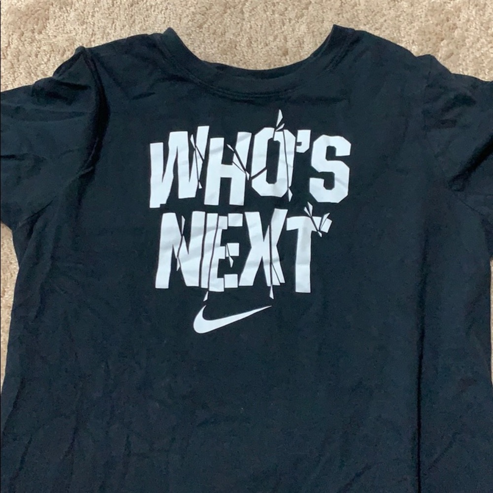 nike tshirt